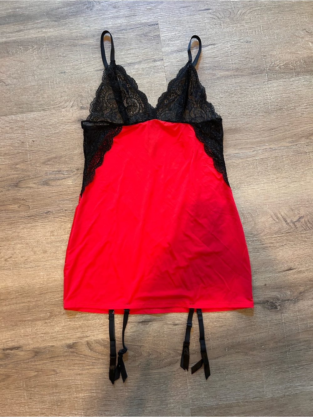 Real Love Lingerie Chemise Womens Size S Red Sheer Lace Slip w Garters